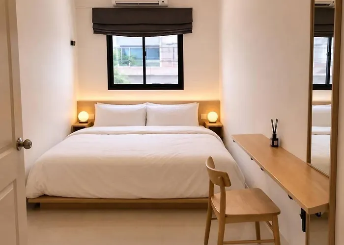 Hostel 9 Mins To Bts Private King Share Bathroom Kitchen