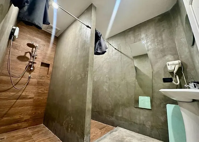 9 Mins To Bts Private King Share Bathroom Kitchen *